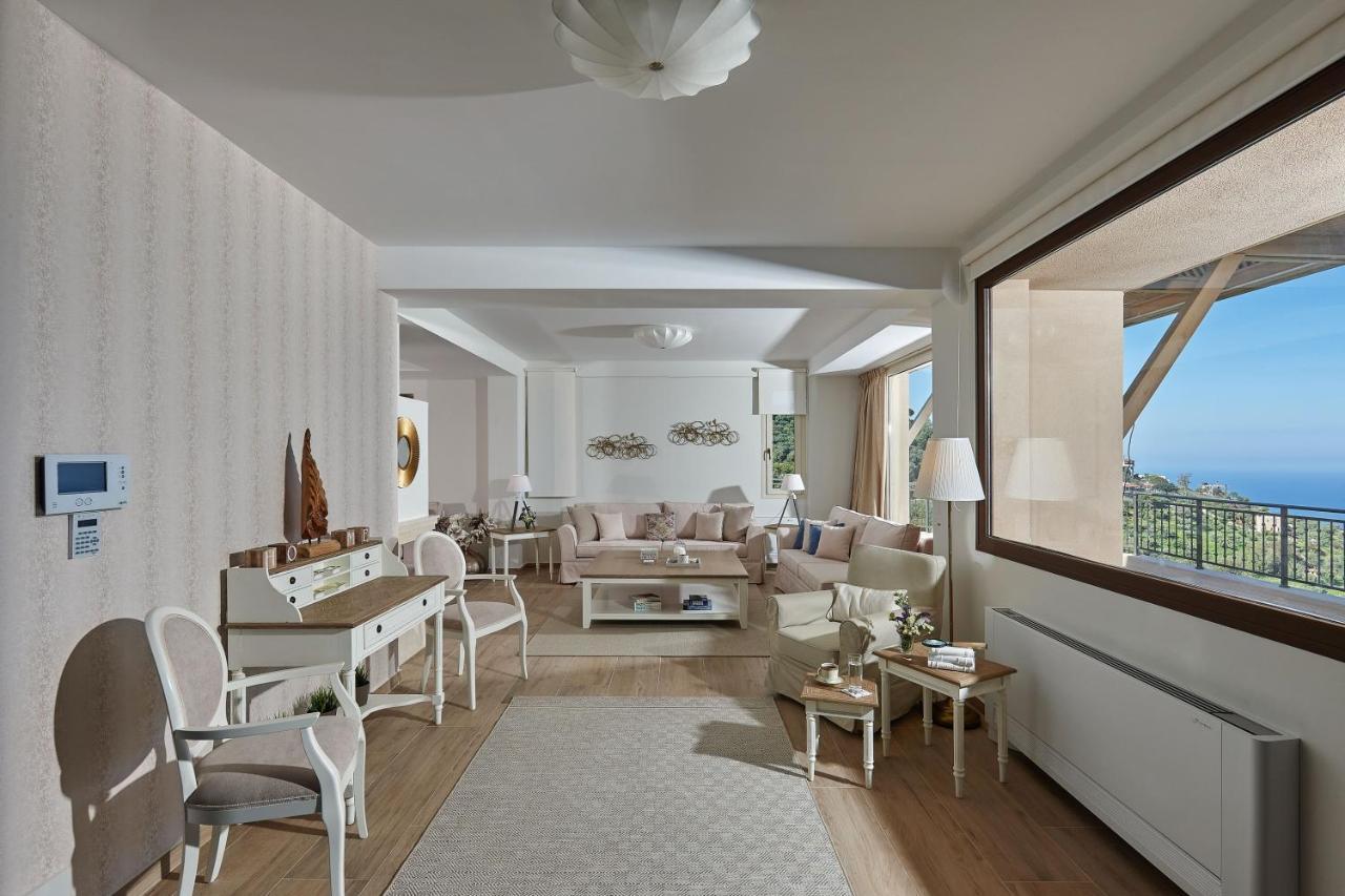 Villa Omikron Rodhiá 外观 照片